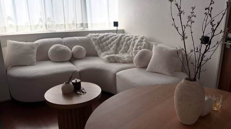 INDOORPLUS|お客様投稿(【ソファ】シンプルミルク色 1/2/3/4人掛け)