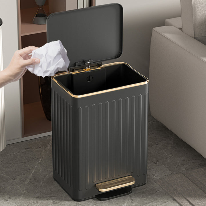 【ゴミ箱】ペダル付き スタイリッシュ