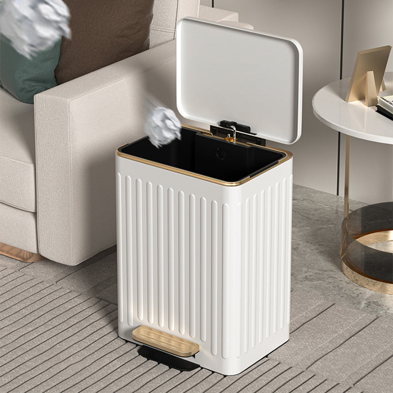 【ゴミ箱】ペダル付き スタイリッシュ