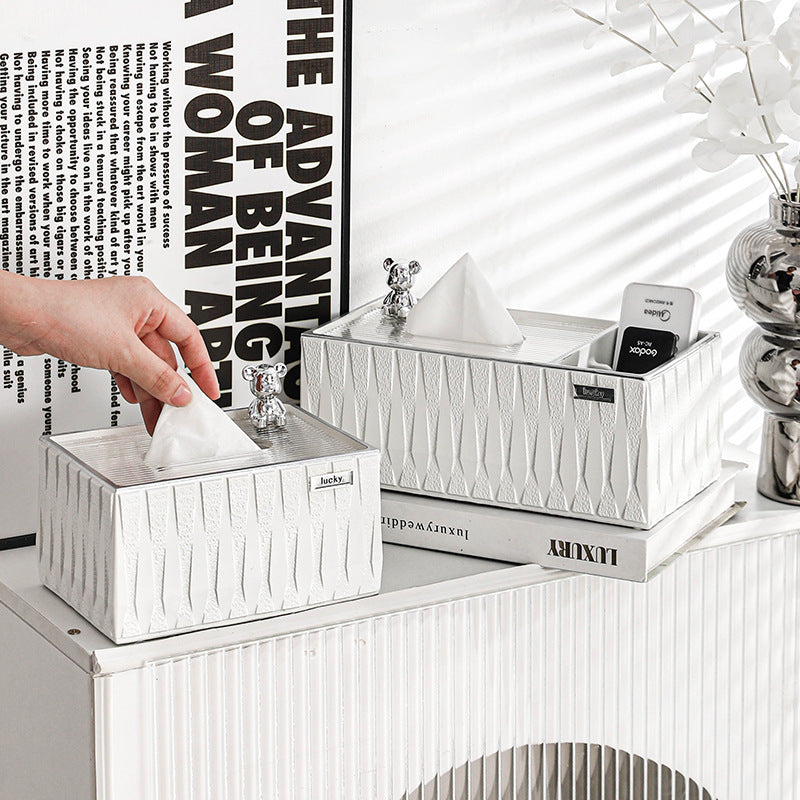 【ティッシュケース】高級感 シンプルホワイト クマちゃん付き