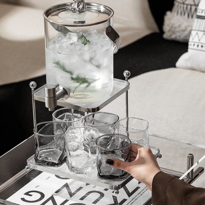 【コーヒーカップ・ティーカップ】おしゃれ 兎の一休み