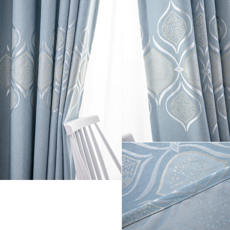 【ドレープカーテン】ジャガード織 選べる24色柄 カーテンの細部画像 浅いブルー(柄付け) ポリエステル 遮光1級 1.5倍ヒダ(2つ山)