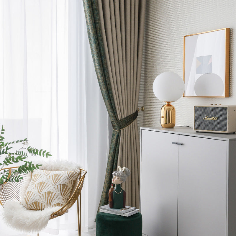 【ドレープカーテン】高級感 緑とブラウンの組み合わせ