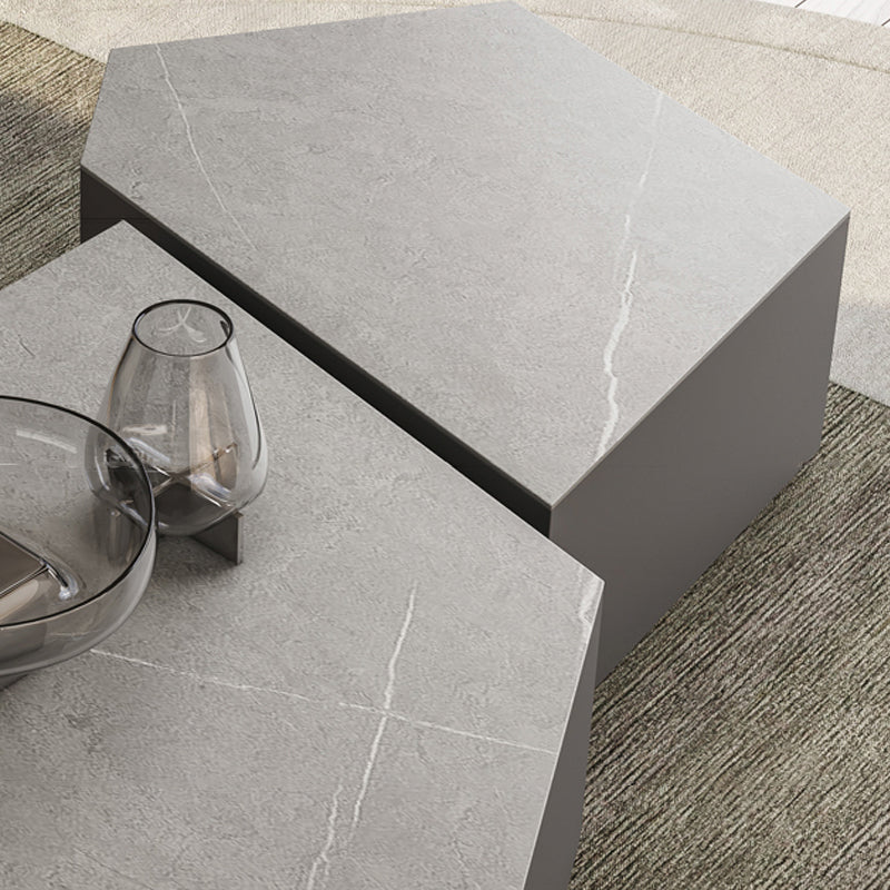 【ローテーブル】異形 デザイン性 イタリア風 セラミック天板テーブルの細部画像 100日間返品交換保証制度