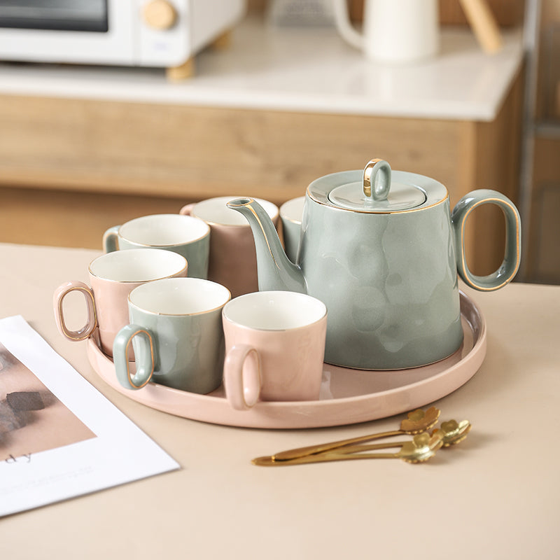 【コーヒーカップ・ティーカップ】エレガント ラグジュアリー  北欧