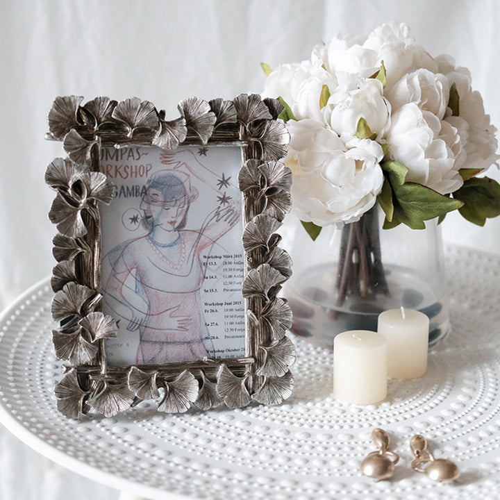 【フォトフレーム ・写真立て】イチョウの葉 シンプル 北欧風