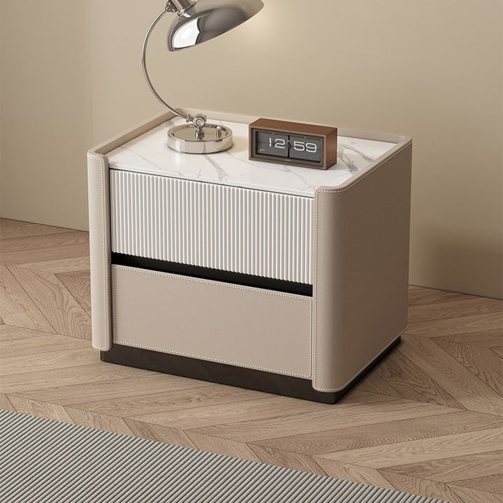 【ナイトテーブル】リブデザイン 上品 静かな佇まい