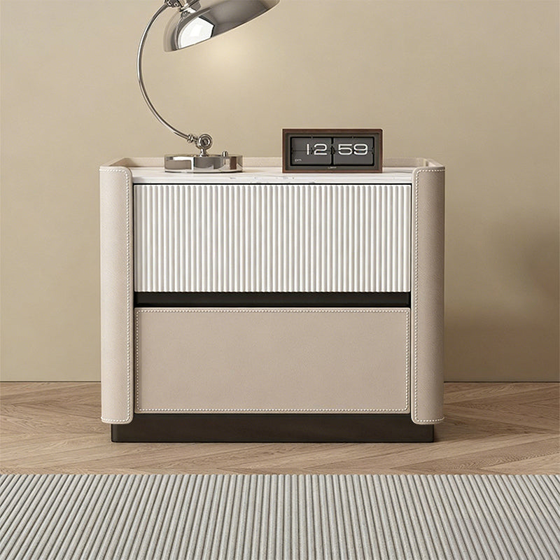 【ナイトテーブル】リブデザイン 上品 静かな佇まい