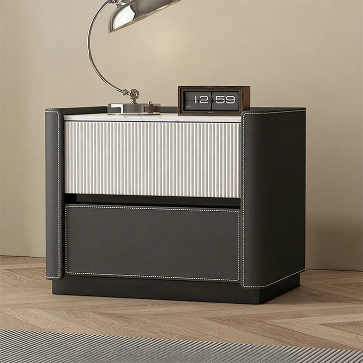 【ナイトテーブル】リブデザイン 上品 静かな佇まい