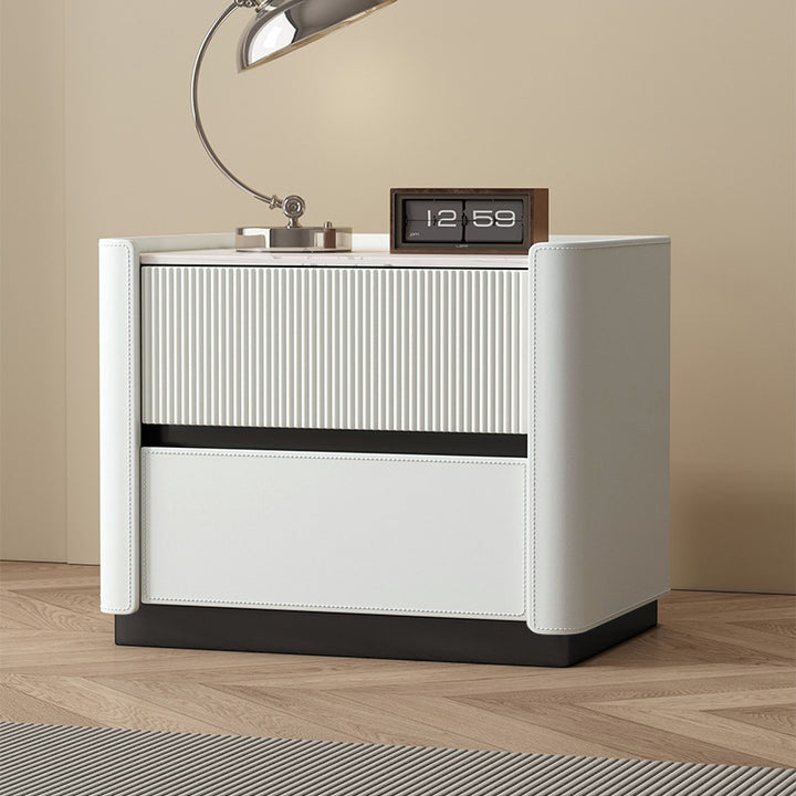 【ナイトテーブル】リブデザイン 上品 静かな佇まい