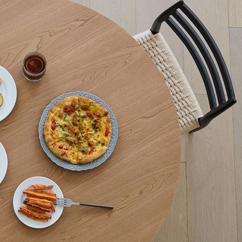 【ダイニングテーブル】シルエットデザイン