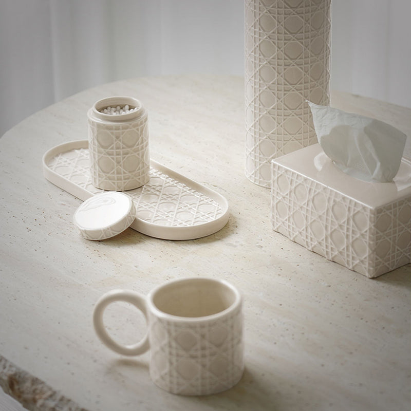 【コーヒーカップ・ティーカップ】レリーフ装飾 セラミック 0.35L大容量