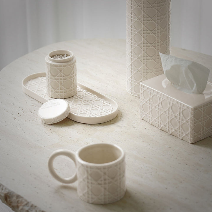 【コーヒーカップ・ティーカップ】レリーフ装飾 セラミック 0.35L大容量