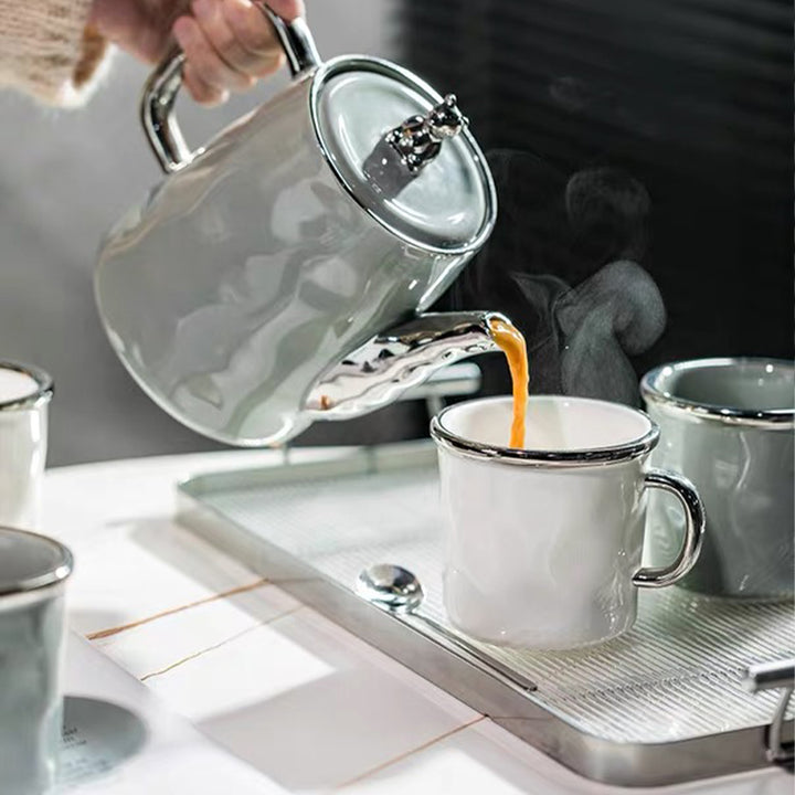 【コーヒーカップ・ティーカップ】光沢感 セラミック 洗練