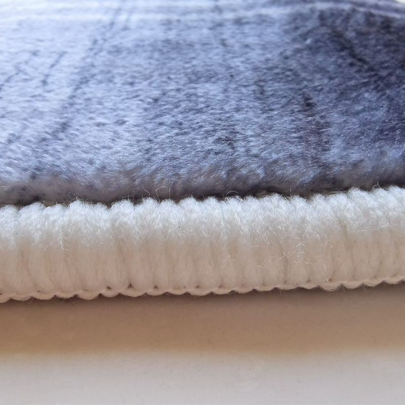 【カーペット】高級グレー系 選べる3種 シルク絨毯質感生地細部画像 100日間返品交換保証制度