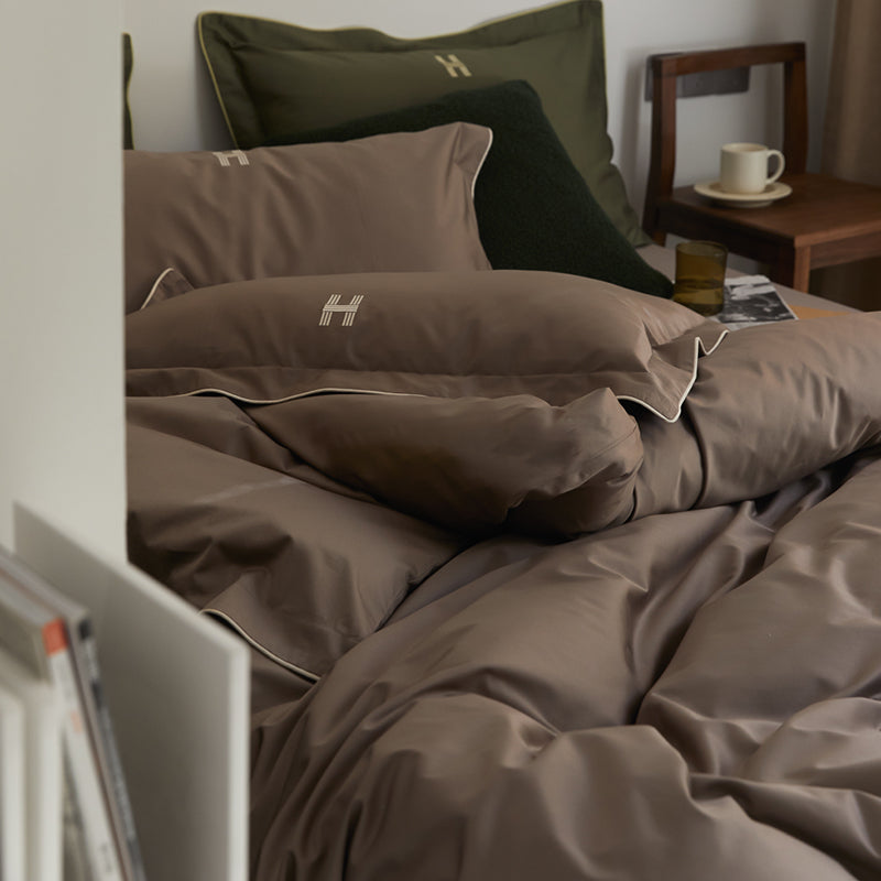 オーストラリア綿100％ 北欧風 ベッド用品 シンプル 刺繍デザイン 4点セット